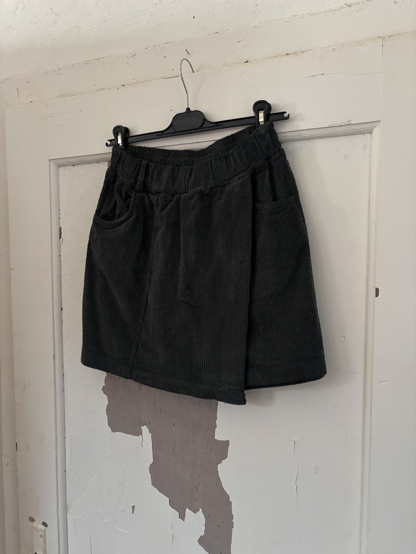 Skort Art.Nr. 5117 (versch. Farben)