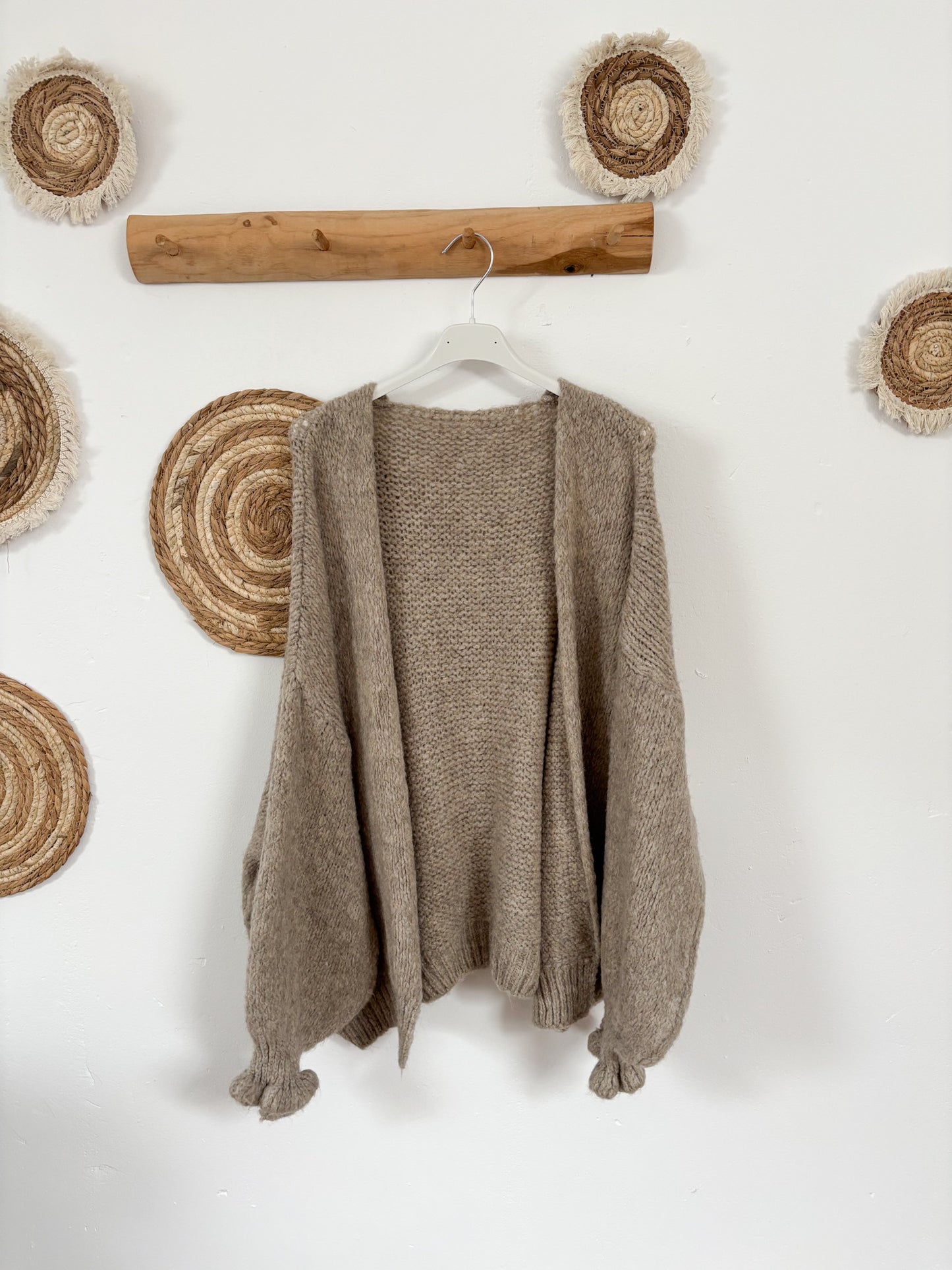 Strickjacke taupe