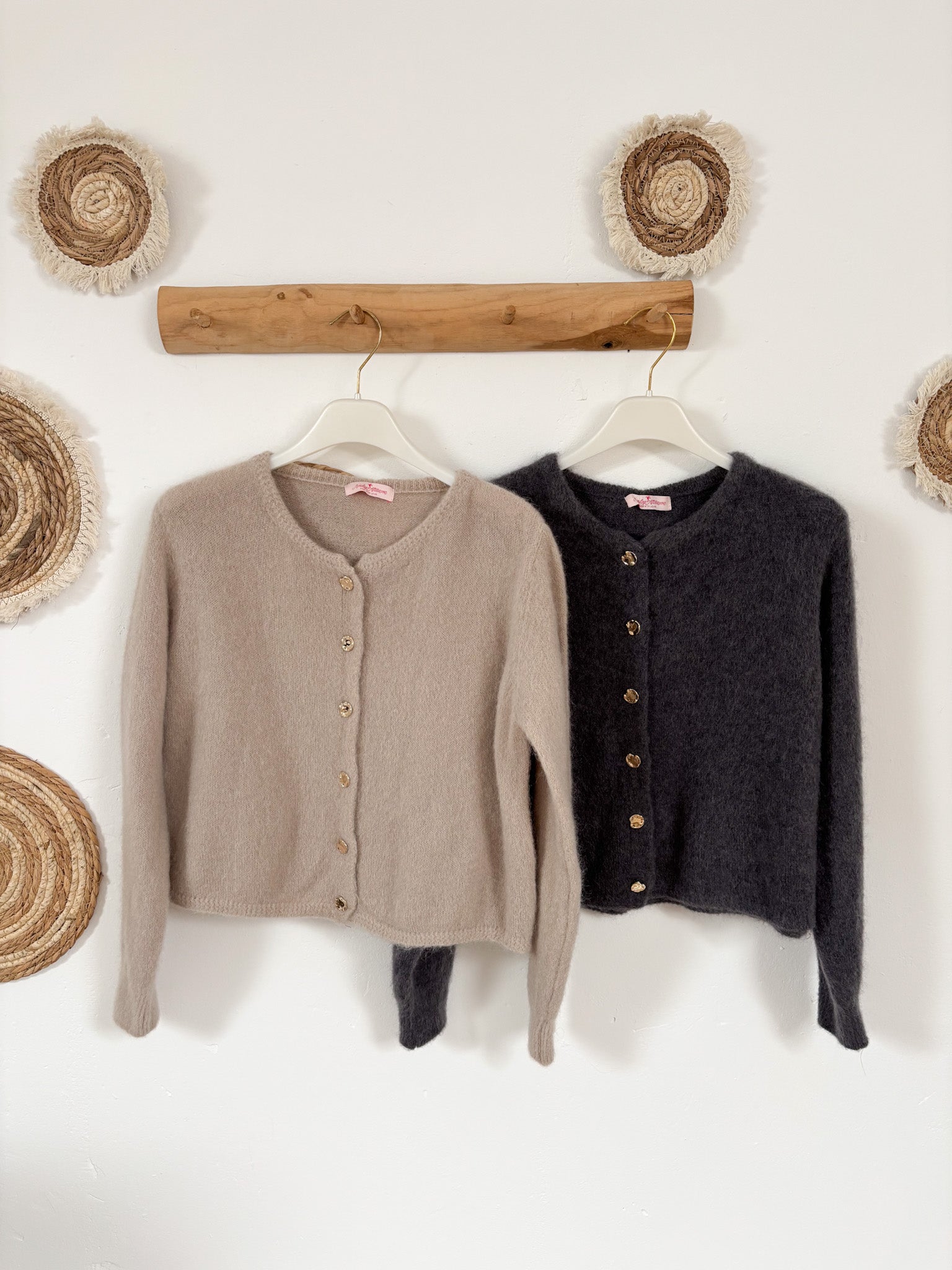 Strickjacke beige und grau