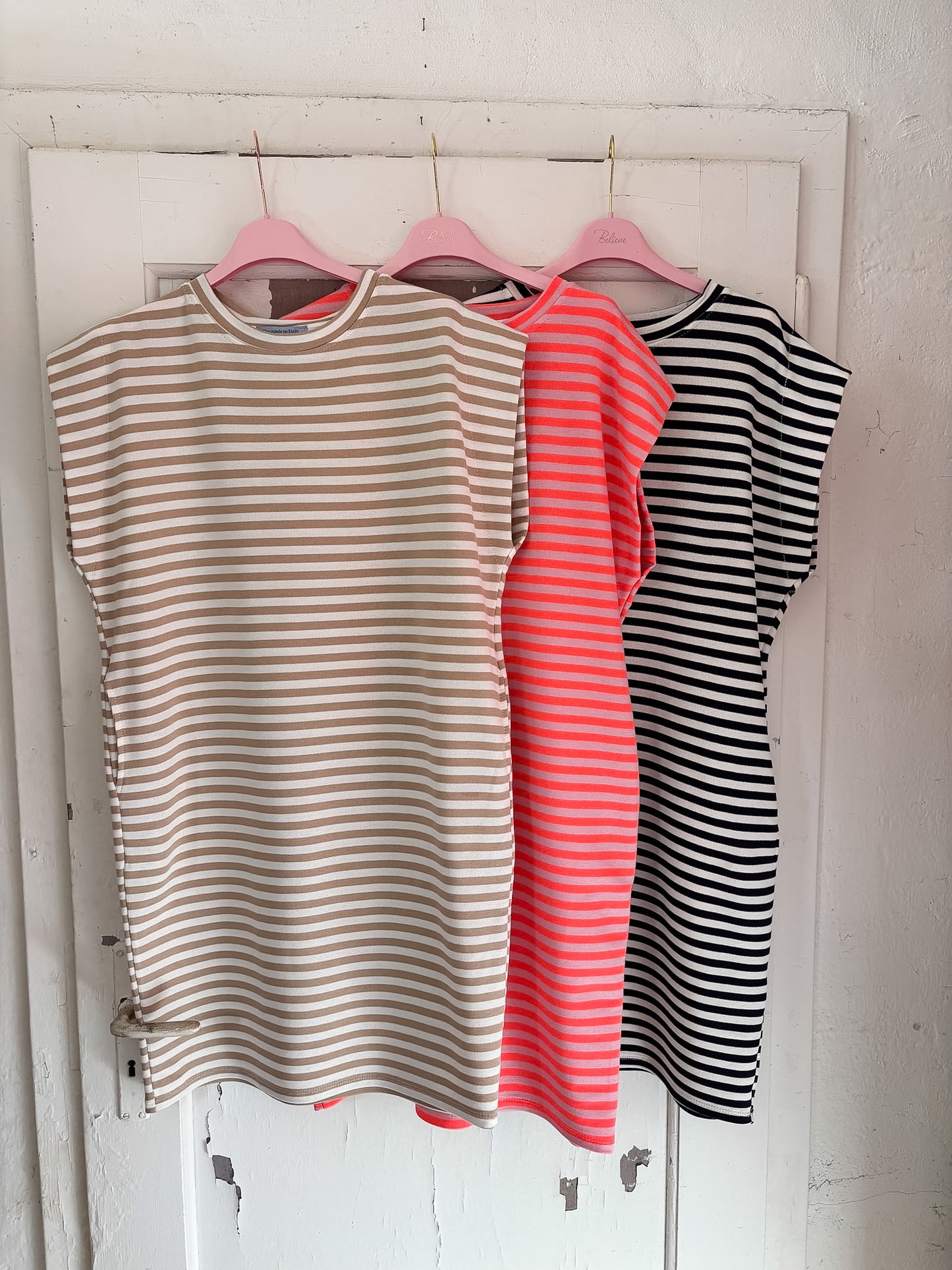 Kleid Art.Nr. Q4070 (versch. Farben)